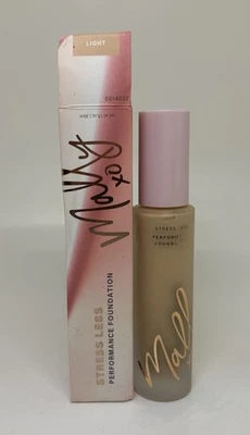 Base hidratante iluminadora Mally Stress Less Performance 1 oz nueva con caja Foto 1 de 4