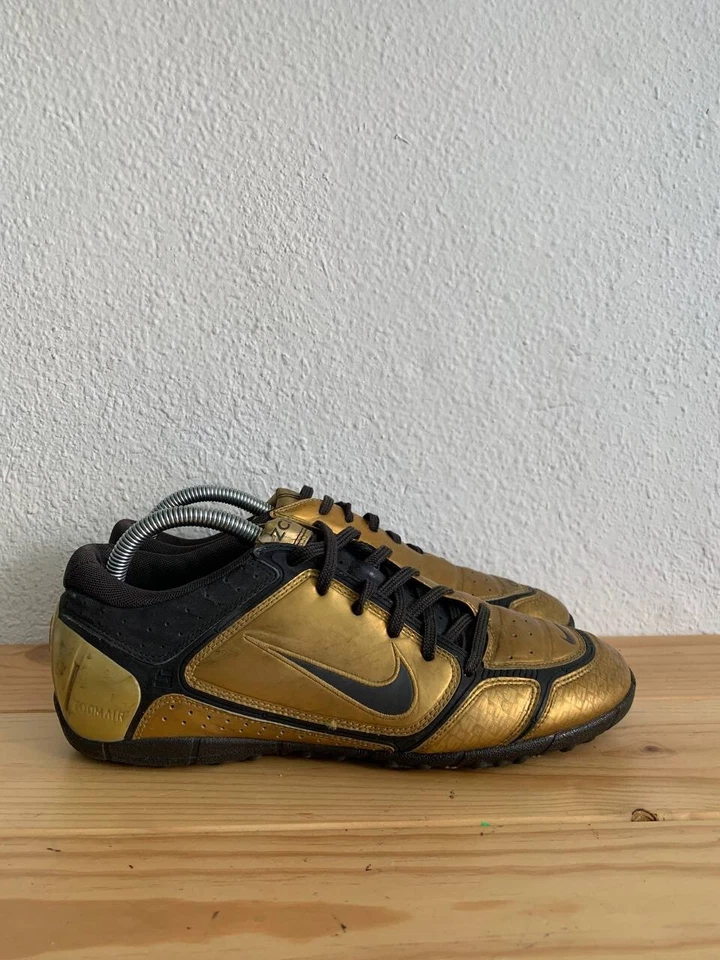 Nike Air Zoom Control US 8 TF RARE  Soccer Shoes Gold - Image 1 of 4