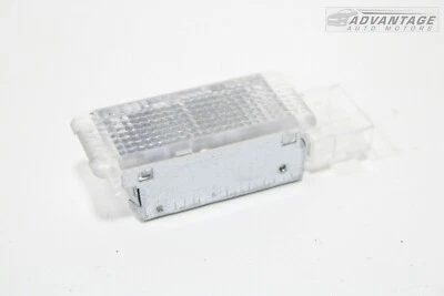 2017-2021 AUDI A4 FRONT RIGHT DASHBOARD LOWER GLOVE BOX COURTESY LIGHT LAMP OEM - Image 1 of 4