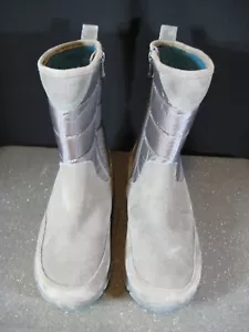 Lands End Winter Boots Womens Sz 11 D Gray Suede All Weather Quilted Zip 473584 - Picture 1 of 17