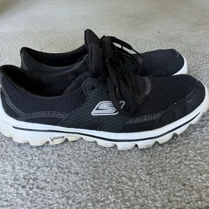 Skechers Go Walk 2 Black /White Size 8.5~ SN 13592 - Picture 1 of 10