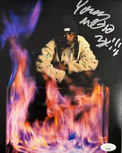 FOTO FIRMADA POR METRO BOOMIN 8X10 HÉROES Y VILLANOS TRAVIS SCOTT DRAKE CERTIFICADO DE AUTENTICIDAD JSA - Imagen 1 de 1