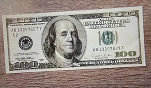 $100 USD Benjamin Franklin Banknote 2001 Circulated. United States Currency - Picture 1 of 2