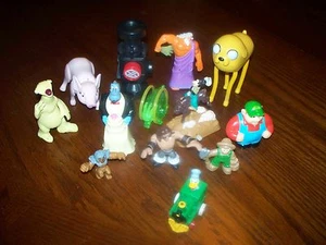 MCDONALDS BURGER KING DISNEY PLUS CAKE TOPPERS JUGUETES TODO LO QUE SE MUESTRA - Imagen 1 de 1