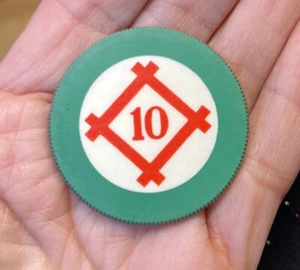 Vintage Poker Chip, 10, Green And Red - Picture 1 of 3
