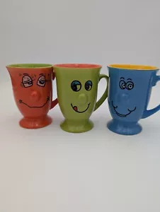 Tazze Vintage Collezione Livingware Ceramica 3D Divertenti Faccia Sorridente - 3 Tazze Piedistallo - Foto 1 di 22