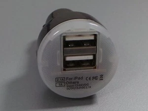 Adaptateur De Courant KFZ Avec 2x USB (Prise) 2,1A (Éclairé) #D827 - Afbeelding 1 van 2