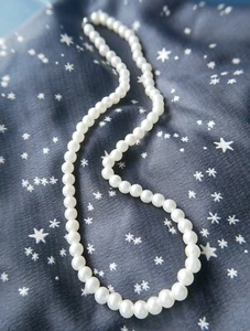 Collar de cuello de perla sintética dulce de una sola hebra de colección - Imagen 1 de 6