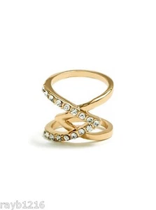 Nuevo con etiquetas anillo de banda abierta superpuesto de diamantes de imitación transparentes metálicos en tono dorado talla 7 - Imagen 1 de 3