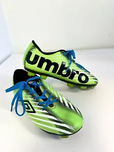 Umbro Arturo 2.0 Big Kid Youth Shoes Green 12 K Soccer Football Cleat - Picture 1 of 7