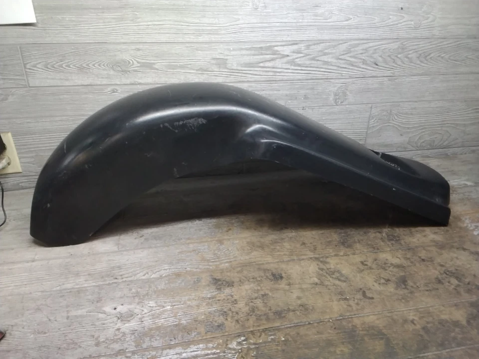Guardabarros trasero estirado de fibra de vidrio para Harley Davidson Touring 9-13 sin terminar Foto 1 de 4