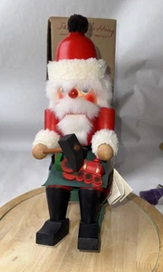 Christian Ulbricht Nutcracker Santa Sitting W/Train - Picture 1 of 6