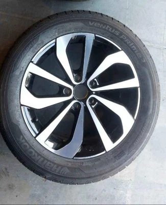 jantes d'origine volkswagen en 17 avec pneus neuf Hankook - Photo 1/4
