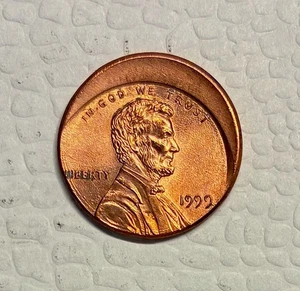 1999 Lincoln Memorial Cent Struck Off-Center, Mint Error! Date Fully Legible - Picture 1 of 2