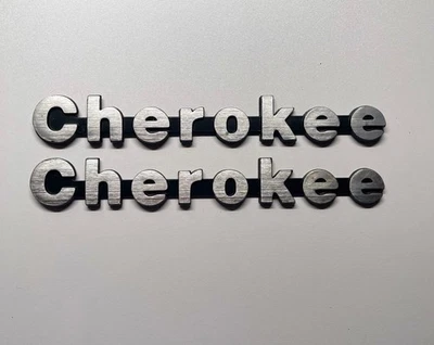 ¡NUEVO! Emblema de puerta vintage Jeep Cherokee XJ  Foto 1 de 2