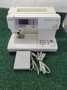PFAFF Quilt Expression 2046 Sewing Machine W Pedal Power Cord Case FOR PARTS - Picture 1 of 21
