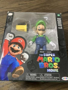 THE SUPER MARIO BROS MOVIE - 5 Inch Actionfigur Luigi Figur mit Taschenlampe - Bild 1 von 5