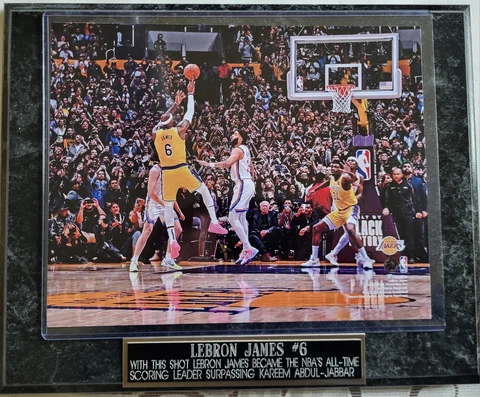 Lebron James Record Breaking Shot 10x13 inch Plaque Cover