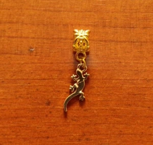 pendentif salamandre dorée 19 x 8 mm - Imagen 1 de 2