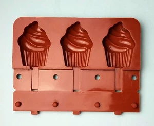 3 Cup Silicone Ice Cream Cake Mold Cupcake Treat Lollipop Maker Frozen Popsicle - Picture 1 of 3