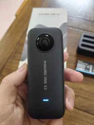 Cámara de acción Insta360 ONE X2 360 grados 5,7K 360 estabilización impermeable Foto 1 de 4
