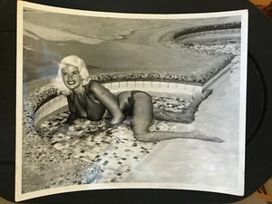 Jayne Mansfield, #6 original, vintage press headshot photo. Bernard Of Hollywood - Picture 1 of 3