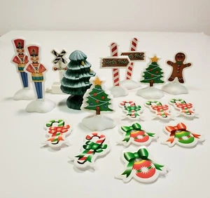 Fisher Price Geotrax 16 Piezas de Accesorios de Repuesto Navidad en Toytown Lote - Imagen 1 de 4