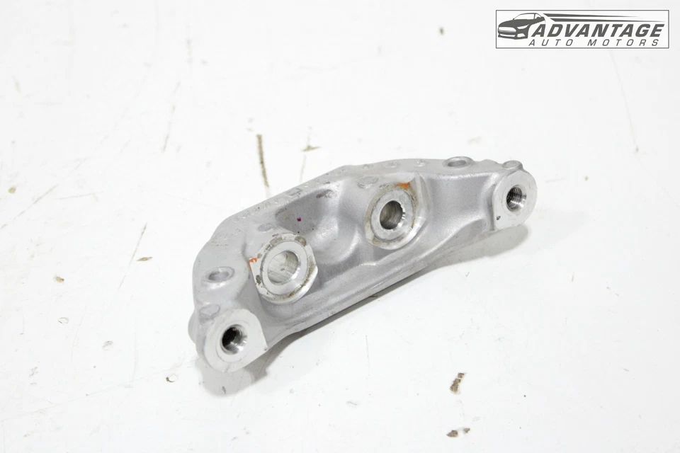 2019-2025 HONDA PASSPORT 3.5L AWD ENGINE MOTOR REAR MOUNT BRACKET SUPPORT OEM - Image 1 of 4