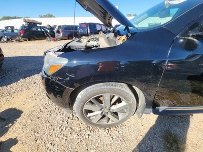 Used Front Left Fender fits: 2014 Nissan Pathfinder Front Left Grade A - Image 1 of 4