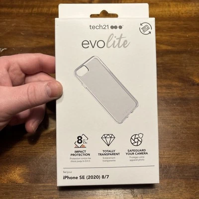 Funda y Protector de Pantalla Tech21 Protección contra Impactos para iPhone 7 8 SE Transparente Foto 1 de 2