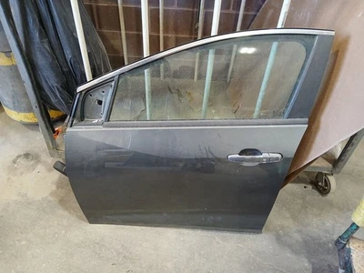 Puerta delantera izquierda del conductor compatible con 16-19 voltios 3102676 Foto 1 de 4