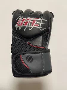 Guante UFC firmado por Khabib Nurmagomedov IP Beckett certificado de autenticidad BAS autografiado EL ÁGUILA c - Imagen 1 de 4