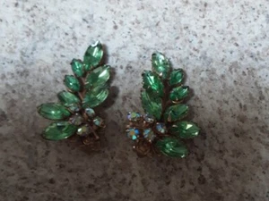 Vintage Green Large Rhinestone Clip On Earring Set By JULIANNA - Picture 1 of 4