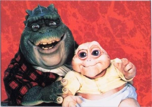 Dinosaurs TV Sitcom Card 1992 Pro Set #39 Earl & Baby & Top Loader Disney Show - Picture 1 of 2