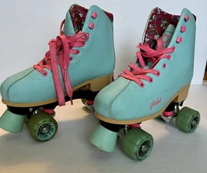 Girls ROLLER DERBY Skates Youth Size 3-6 Pixie Teal & Pink Unicorn Liner - Picture 1 of 11