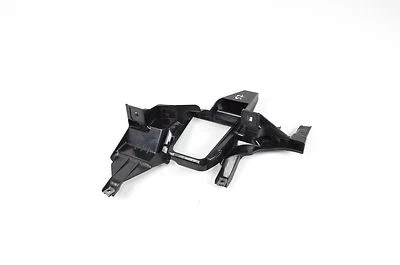 BMW E65 7er 730d LCI FRONT HEADLIGHT SUPPORT HOLDER BRACKET RIGHT SIDE 161698 — 第 1/4 张图片