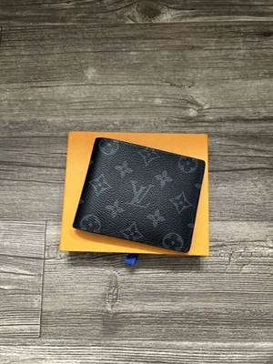 Louis Vuitton Cartera LV Plegable Cuero Negro Monorgrama Rep  Foto 1 de 2