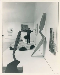 TWO ORIGINAL PHOTOGRAPHS OF CLAES OLDENBURG IN HIS STUDIO CIRCA 1972 #163136 - Picture 1 of 2