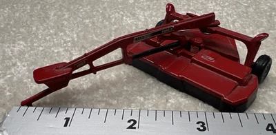 1/64 ERTL CASE IH 8312 DISCBINE MOWER LOOSE RED A2 - Image 1 of 4