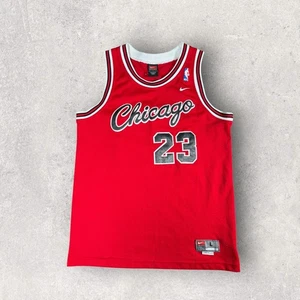 Vintage Nike NBA Chicago Bulls Michael Jordan #23 Jersey Youth Size Large - Picture 1 of 10