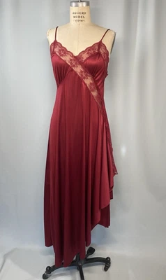 Camisón Vintage TALLA PEQUEÑA Borgoña Vestido Largo GILLIGAN & O'MALLEY AÑOS 80 Foto 1 de 4