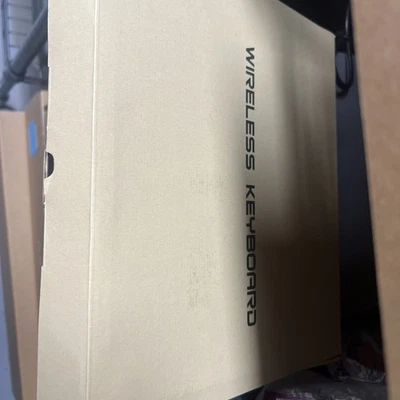 Keyboard Case for iPad Air 13 (M2) 2024 & iPad Pro 12.9 inch (5th, 6th) PINK - Image 1 of 4