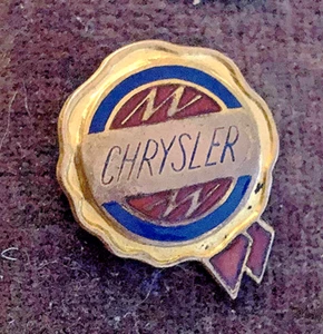 Oldtimer Chrysler Mitarbeiter Pin Anstecker, nummeriert 810 - Bild 1 von 4