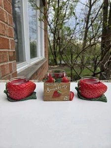 RARE Vintage Yankee Candle Ceramic Strawberry 3 Tea Light Candle Holder Set - Picture 1 of 15