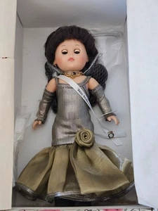 Neu im Karton NRFB 1998 Ginny Miss Millenium Puppe Vogue 9HP199 - Bild 1 von 3