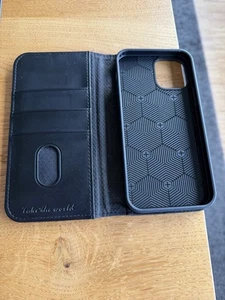 Handyhülle iPhone 12 Pro Klapphülle Leder Schwarz von Tucch - Bild 1 von 8