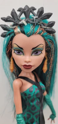 Muñeca Monster High 11" NEFERA NILE EGIPTO EGIPCIO BOO YORK ¡CON CORONA! Foto 1 de 4