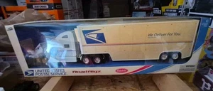 Jada Toys UNITED STATES POSTAL SERVICE 1/32 Road Rigz Peterbilt Seal  - Bild 1 von 7