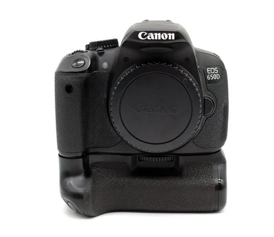 Canon EOS 650D 18MP DSLR-Kamera, FULL HD Video, Batteriegriff, CMOS - Bild 1 von 4