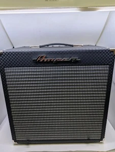 Combo amplificador de bajo Ampeg RB-108 Rocket Bass 30 vatios - Imagen 1 de 5
